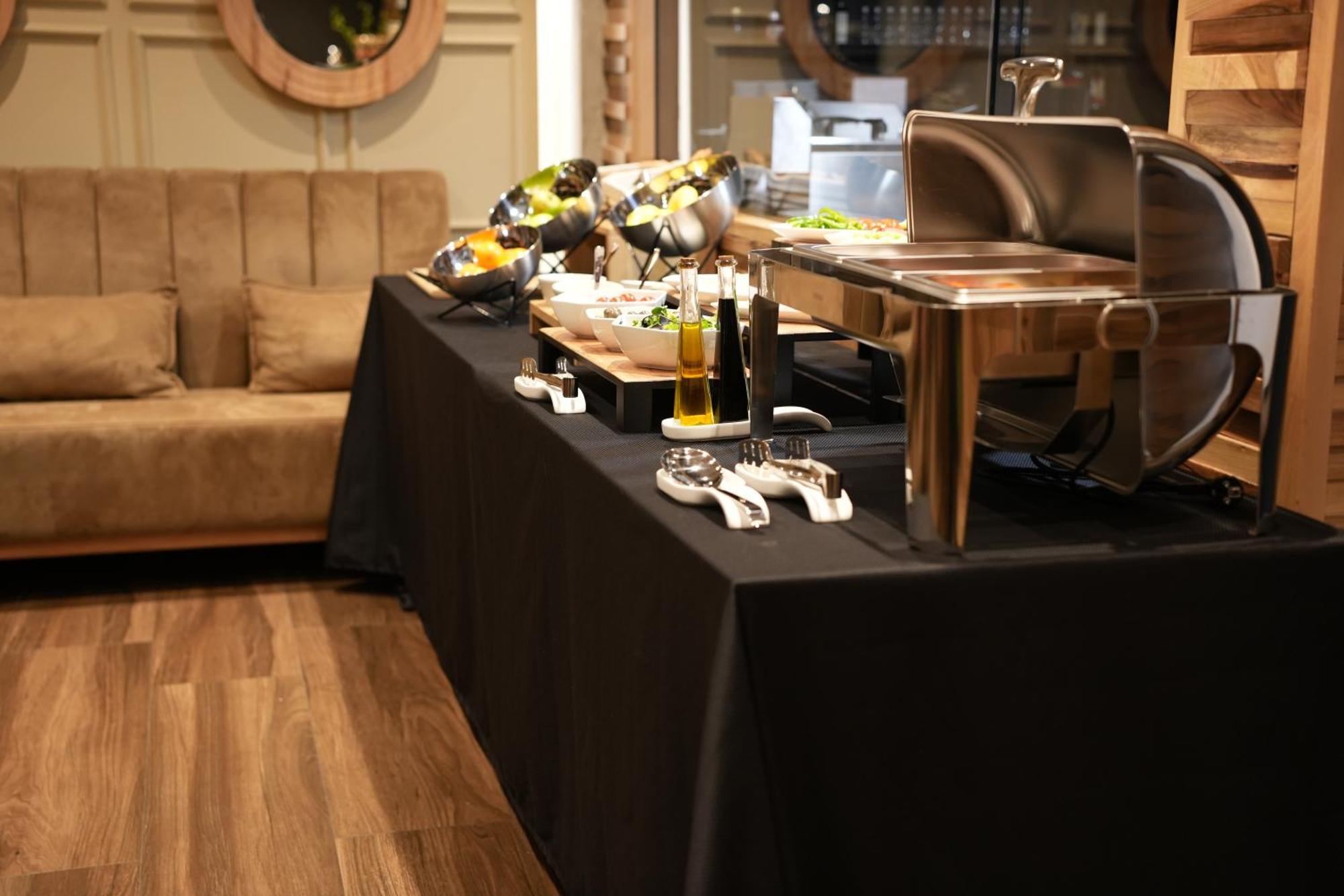 La Suite Boutique Hotel Tiranë Ngoại thất bức ảnh