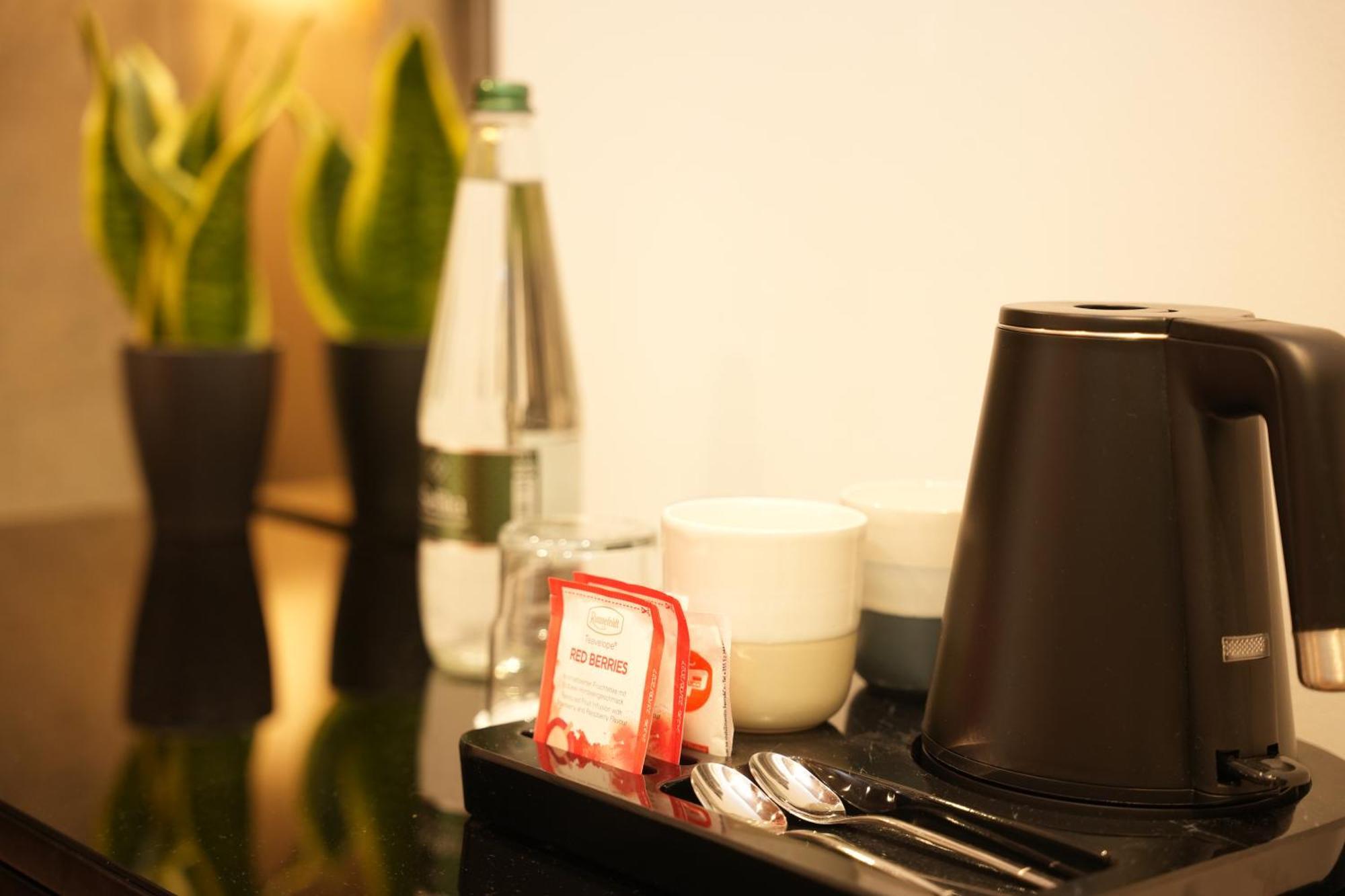 La Suite Boutique Hotel Tiranë Ngoại thất bức ảnh